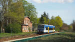 Ein RS1 (650 541 aka VT009) der NEB Betriebsgesellschaft (Niederbarnimer Eisenbahn) fährt auf der RB60 von Frankfurt (Oder) nach Eberswalde, hier am Bahnhof Altranft.