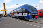 Die Fa. PESA Bydgoszcz SA präsentiert am 24.09.2016 auf der InnoTrans in Berlin den zweiteiligen Dieseltriebzug SA 139 019 / 632 024 für die NEB.