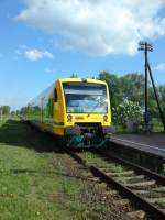 01.05.2011 - VT 650.76 und VT 650.?? in Neutrebbin. Als OE60 nach Frankfurt (Oder).