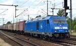 Press  285 104-2  [NVR-Number: 92 88 0076 004-5 B-BTK] mit innofreight-Containerzug (leer, für Holzhackschnitzel) am 27.06.18 Bf. Flughafen Berlin-Schönefeld.