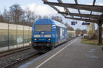 26. Januar 2021 - BR 253 014 des Unternehmens PRESS bei einer Durchfahrt in Varel Gleis 3 in Richtung Wilhelmshaven