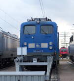 PRESS 140 041-5 (91 80 6 140 810-3 D-PRESS) am 15.02.2022 in der Lokservicestelle der HPA in Hamburg-Waltershof. Durch den Zaun fotografiert.