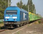 253 015-8(223 052-2) fuhr am 06.09.2014 den Holzzug von Rostock-Bramow nach Stendal-Niedergrne Durchfahrt war gegen 10:13 Uhr im Haltepunkt Rostock-Holbeinplatz.