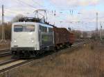 Railadventure 139 558 mit drei Schutzwagen in Fahrtrichtung Süden.