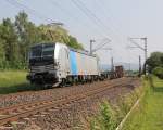 193 803-4 mit Containerzug in Fahrtrichtung Sden. Aufgenommen am 20.06.2013 bei Wehretal-Reichensachsen.