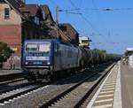 143 908-2 (RBH 125) mit Kesselwagenzug in Fahrtrichtung Süden. Aufgenommen in Eichenberg am 04.06.2015.