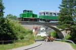 V1 der LSL auf der einzigen  groen  Brcke der Laabertalbahn in Schierling. (01.06.2008)