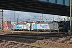 Am 26.05.2015 standen Railpool/Rurtalbahn Cargo 193 810-9 und Railpool/EVB 193 806-7  DVA - Your insurance broker  abgestellt unter der Blauen Brücke in Hamburg Waltershof.