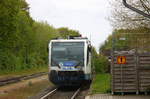 Ein Nachschuss von der RB34  aus Dalheim nach Mönchengladbach-Hbf und kommt aus Richtung Dalheim und fuhr durch Wegberg und hilt in Wegberg und fuhr weiter  in Richtung Mönchengladbach. 
Aufgenommen vom Bahnsteig 1 in Wegberg. 
Bei Regenwolken am Mittag vom 1.5.2017.