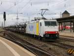 185 637-6 mit voll beladendem Autotransportzug in Fahrtrichtung Süden unterwegs.