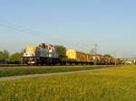 261 309 mit einem Bauzug zwischen Heufeld und Bad Aibling auf der Mangfalltalbahn. 
Unterheufeld, 05.05.2017.