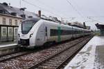 MRB 1440 701 als RB30 nach Dresden(Hbf.) am 10.12.2017 in Glauchau(Sachs.).