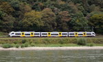 Die Mittelrheinbahn eine Regionalbahn. Sie verkehrt auf Deutschlands schönster Bahnstrecke linksrheinisch zwischen Köln und Mainz. Der Elektrische Triebzug aus drei Einzelwagen hat eine Länge über Kupplung: 70,93 m. Am 06.10.16 bei Lahnstein gesehen.