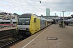 Am 25.05.2015 stand ER 20-011 (223 011-8) mit einer NOB-Ersatzgarnitur in ihrem Zielnbahnhof Hamburg Altona. Zuvor kam sie aus Westerland (Sylt).