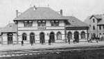 Bahnhof Usingen von Westen (um 1900), gesehen im Heimatmuseum Usingen, 1. Hlfte der 1980iger Jahre.
