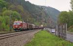 193 555 (TX Logistik) zu sehen am 04.05.17 in der Einfahrt Saalfeld/Saale.