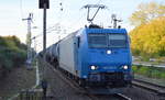 TX Logistik AG mit  185 529-5  [NVR-Number: 91 80 6185 529-5 D-ATLU] [Name: Michaela] und Kesselwagenzug am 10.10.18 Bf. Berlin-Hohenschönhausen.