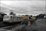 185 540 (9480 6 185 540-2)  HUSKIES  ist bei Vogl mit einem KLV-Zug nach Rostock-Seehafen unterwegs.