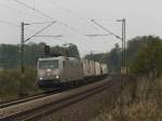 Die 185 539 am 14.10.2010 mit einem KLV-Zug unterwegs bei Grokarolinenfeld. (B Vogl)