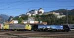 Hier steht die neu gestaltete 189 281-9 ``Bayernhafen Gruppe`` von TXL zusammen mit 189 930-1 am 23.9.2014 im Bahnhof Kufstein.