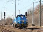 Hier eine unbekannt gebliebene Diesellokomotive G 12 (BR 4 120) der Firma Vossloh Dieselloks am 08. März 2015 auf dem südlichen Berliner Außenring in Höhe Diedersdorf.