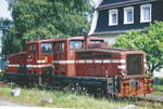 Jung-Loks V 26.1 und 3 der Westerwaldbahn nehmen am 27.7.1999 die letzte Steigung vor dem Betriebsmittelpunkt Bindweide.