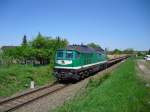 V 300 004 ist am 09.05.11 auf dem Weg nach Ronneburg, hier bei der Durchfahrt in Raitzhain.