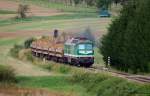 V 300 003 der Wismut Bahn mit vollem Sandzug in der Reichstdter Senke gen Ronneburg am 12.08.2013.