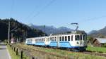 Eine Zugspitzbahn nach Garmisch-Partenkirchen kurz hunter dem letzten Zwischenhalt Hausbergbahn. Aufgenommen am 10.10.2018 10:48