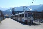 Der moderne Zahnrad-Triebwagen 15 der Zugspitzbahn wartet am 21.03.11 in Garmisch-Partenkirchen auf die Abfahrt zur Zugspitze.