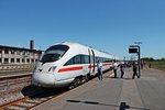 Am 05.06.2015 stand ICE TD 605 017-2  København  verspätet als ICE ___ (Koepenhavn H - Hamburg Hbf) in Rædby Færge und wartete auf eine Fähre in Richtung Deutschalnd.