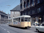 København / Kopenhagrn Københavns Sporveje SL 2 (DÜWAG/Kiepe-GT6 890) København V, Stormgade / Vester Voldgade im Juli 1969.