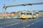 København / Kopenhagen Københavns Sporveje SL 2 (DÜWAG-GT6 877) Knippelsbro im Juni 1968.