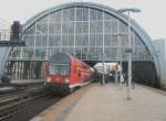 Hier ein RE7 von W�nsdorf-Waldstadt nach Ro�lau(Elbe), bei der Ausfahrt ...