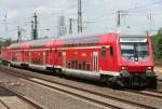 Die 143 009-9 schiebt ...  Eric Otten 19.07.2010