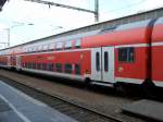 Doppelstock-Zwischenwagen 50 80 26-35 401-1 DBpza 753.1 am 23.05.2009 in M�nster Hbf. Der Wagen hatte fr�her ein Bistro-Abteil.