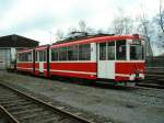 dortmund-auch-die-niederflurwagen Ein ehemaliger GT4 der Dortmunder Stra�enbahn steht am 03.02.2005 in dem kleinen Stra�enbahnmuseum am Mooskamp in Dortmund-Nette.