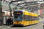 dresden-niederflurwagen-haltestellen-strecken 2818 am 04.03.10 am Postplatz/Dresden