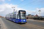 dresden-niederflurwagen-haltestellen-strecken 2618 am 04.03.10 auf der Augustusbr�cke/Dresden