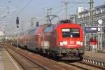182 013 f�hrt mit ...  Daniel Miranda 16.10.2011
