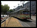 GT8 2669 an der Haltestelle D�sseldorf Hbf, 08.07.2010  ...