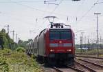 duisburg 146 007-0 mit der RE1 (10121) nach Hamm bei der Einfahrt in Duisburg Hbf, 3.6.10