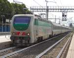 E 402 140 mit ...  Conrad Fleischmann 11.06.2011