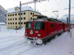 e-loks-ge-4-4-ii RhB - Ge 4/4 618 vor Reservezug abgestellt in Bever am 01.01.2010