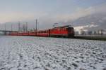 Ge 4/4 II 629 n�hert sich am 14.2.10 Igis.
  ...