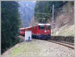 Ge 4/4 II 626 Malans bremst den RE1440 talw�rts. (11.04.2010) ...