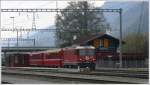 e-loks-ge-4-4-ii RE1253 aus Disentis mit Ge 4/4 II 620 'Zernez' f�hrt ohne Halt durch Felsberg. (21.04.2010)