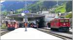 e-loks-ge-4-4-ii R866 ist in Disentis angekommen. R1269 mit Ge 4/4 II 624 'Celerina' �bernimmt die Passagiere nach Chur.  Ge 6/6 II 705 'Pontresina/Puntraschigna' wartet auf G�terlast.
(27.05.2010)