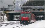 e-loks-ge-4-4-iii RE1125 mit der Team Lokomotive 642 verl�sst chur Richtung St.Moritz. (29.01.2010)