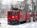 RhB - E-Lok Ge 6/6 707 im Bahnhofsareal von St.Moritz ...